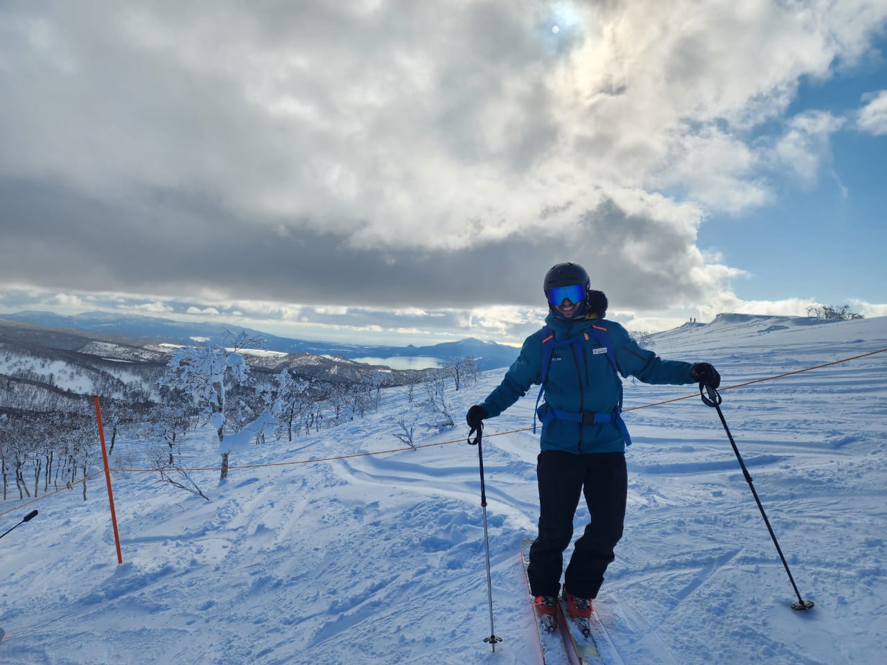 Jose Fernandes skiing in the mountains of Hokkaido, Japan